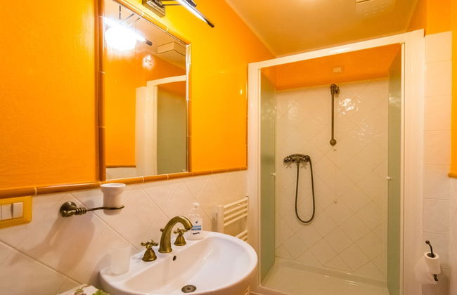 Beautiful Cottage in Dicomano With Swimming Pool - Foto 41