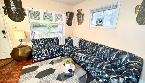 Sleep with a LION! 3 bedroom, near Downtown, Tremont, Ohio city!! - Foto 2