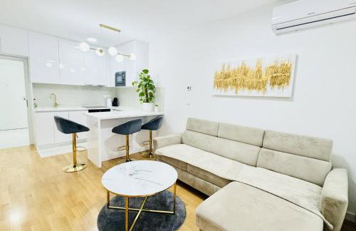 Apartman Lilly - Parking - Zagreb - Mirna Lokacija - Lođa - Foto 3