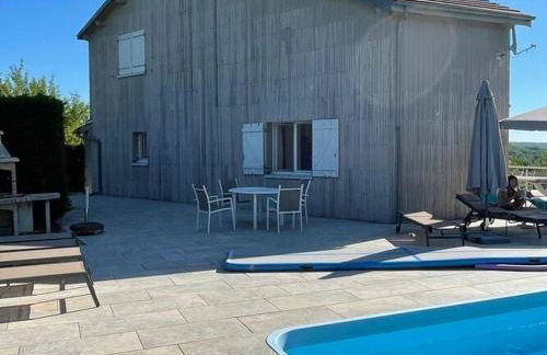 Holiday Home in Dordogne With Pool & Bubble Bath - Photo 11