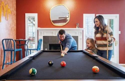 Sparkling Pool Hot Tub Game Room Kids Area - Foto 25