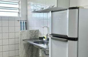 Apto charmoso, com ar, localização privilegiada - Foto 11