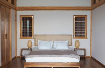 Arcs of Lombinha - Designer Cabin with Ocean Views - Photo 5