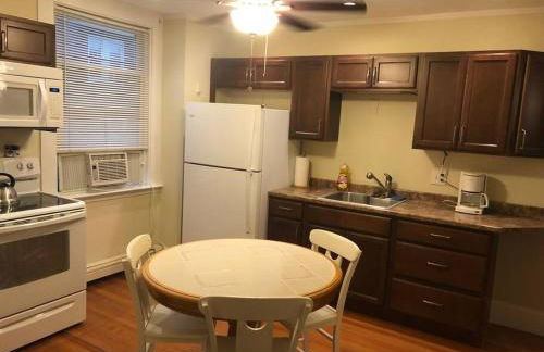 Walk to Downtown Salem - Foto 4