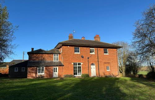 Finest Retreats - Clavering Hall - Photo 1