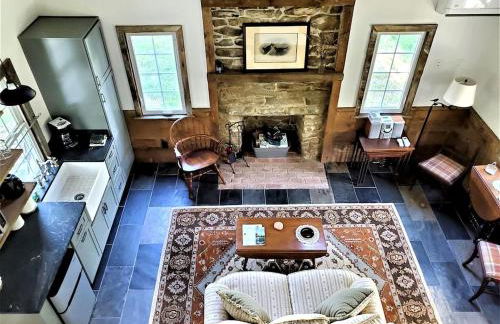 Historic Cabin near Luray Caverns Perfect for a Family Vacation in Virginia - Foto 3