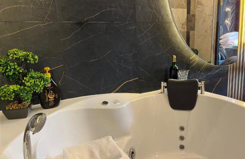 Family & Business Sauna Tężnia Apartments No 10 VIP -Leśny nad Zalewem Cedzyna, Unikat SPA- 1 Bedroom with Private Sauna, Jacuzzi, Spectacular View Terrace, Parking, Catering Options - Foto 53