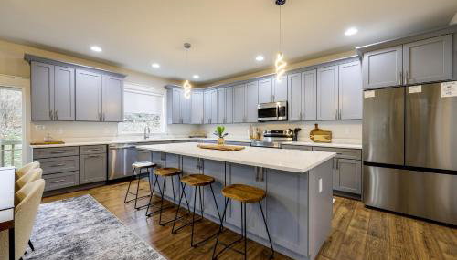 1 Mile to Quantico 5BR Home with Game Room! - Foto 3