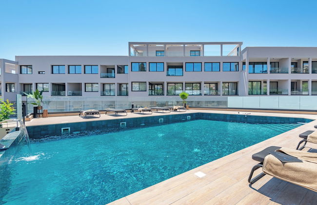 Sanders River Plaza Nice 3 Bedroom Apt w Terrace - Foto 1