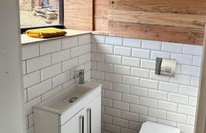 The Hayloft, Modern 4 Bed, 8 person, Barn Conversion in a Rural Location with Great Access & Hot Tub - Foto 24