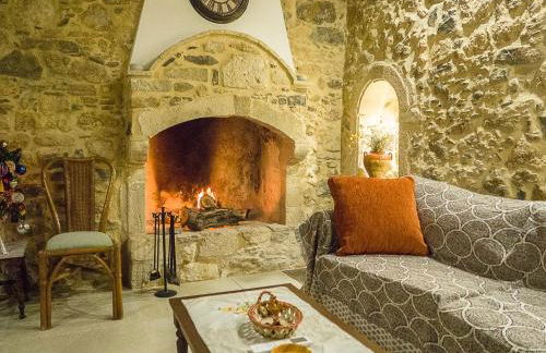 Hercules Traditional Houses - Photo 39