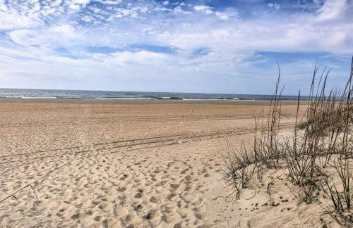 Beachfront Condo with Boardwalk and Pool Access! - Foto 27