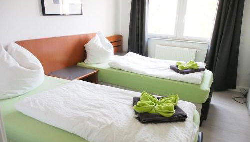 Gemeinschaftsapartment 8 - Ferienwohnung Ottendorf-Okrilla - Foto 2