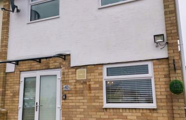 Bee At Home - Photo 16