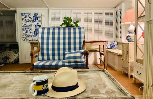 A unique, off-grid Eco Friendly Beach House. - Foto 13