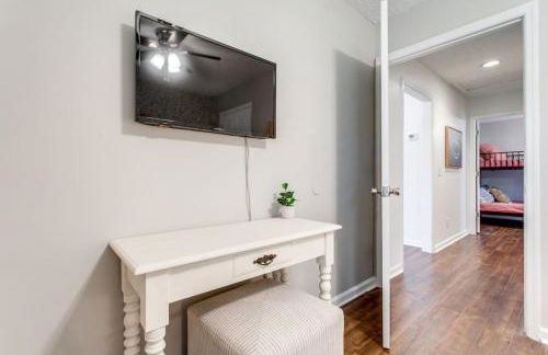 Walnut St, Charming, 3bed, 2bath - Photo 32