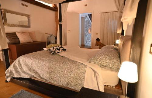 CA CENTOSA ARTISTIC HOUSE villa storica ristrutturata con patio e giardino - Photo 38