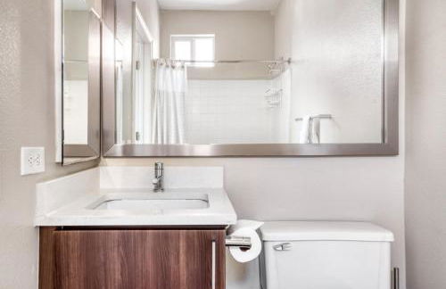 Walnut Creek 2BR w Pool Gym WD nr BART SFO-1051 - Foto 11