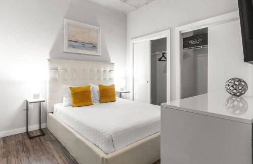 Spacious 2BR Retreat Perfect for Tropicana Events - Foto 11