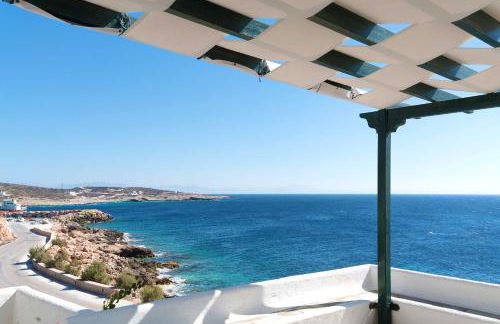 Pahivouni Studios & Suites - Photo 16