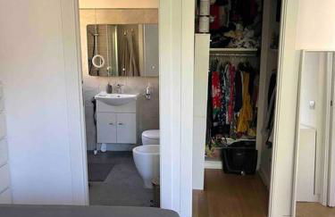 Moderno bilocale con terrazzo - Foto 16