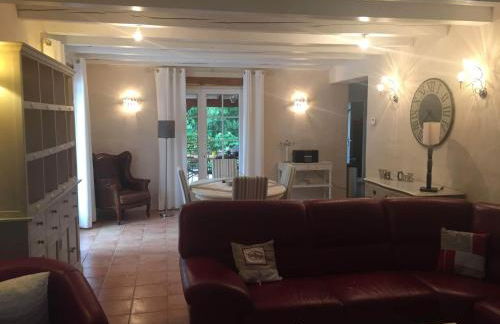 Holiday Home Montaigu-de-Quercy Lake - Foto 2