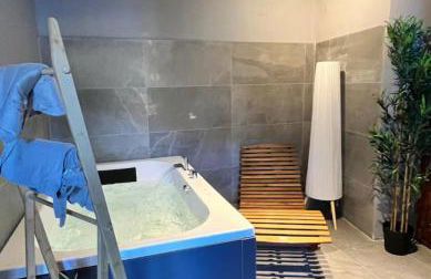 VILLA Como, Jacuzzi Spa and Private Pool - Foto 6