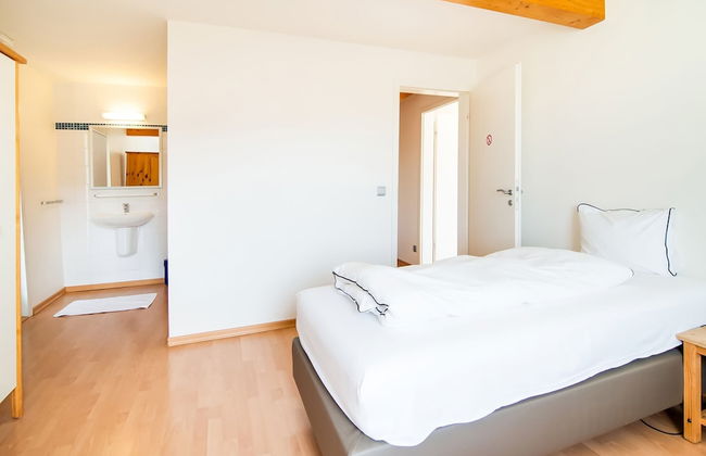 Luxurious Villa With Pool and Sauna, and Very Suitable for Culinary Workshops! - Foto 20