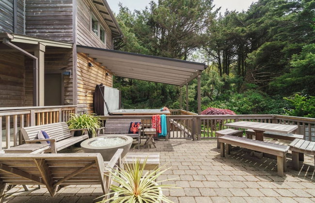 The Castle Rock Estate by Avantstay Steps From Arch Cape Beach w/ Hot Tub & Sauna - Foto 128