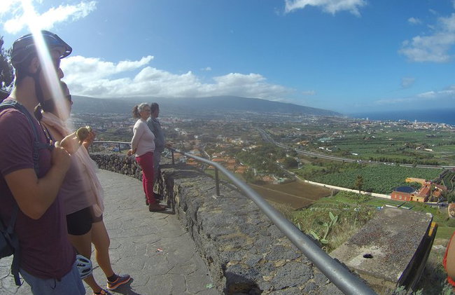 1/2 day guided roadbike tour - Photo 10