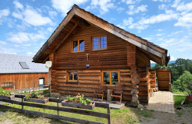 Nice Chalet in Klagenfurt With hot tub - Foto 36