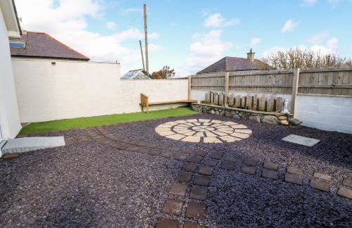 Sea Scape - Photo 18