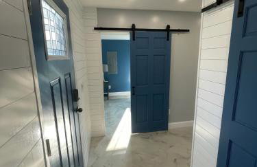 Lakefront Gem Cozy Stay w Dock Sunset Views - Foto 18