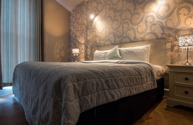 Galway Bay Sea View Apartments - Photo 14