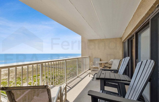 Upper Unit Condo Overlooking Both the Ocean Pier and Swimming Pool by RedAwning - Photo 41