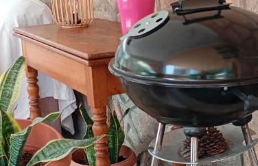 Peculiar Garden Apartment - Photo 36