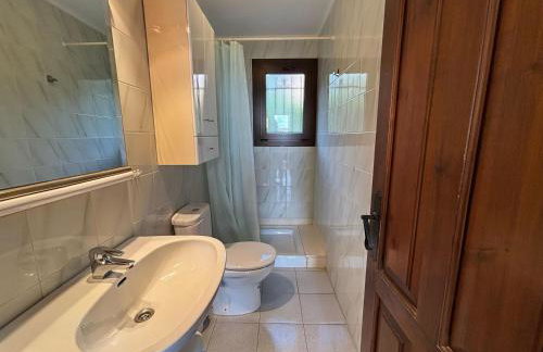 Casa con Gran Jardín Privado y Piscina Comunitaria en Torroella de Montgrí - ES-323-44 - Foto 24