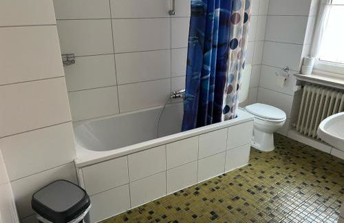 Ferienwohnung mit 4 Betten - Balkon - Küche - Foto 18