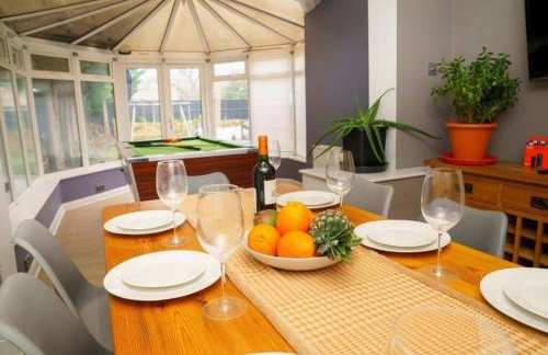 5 bedroom 3 bathroom house - Lyne Chertsey - Foto 32