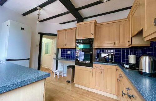 Penny Lein Apartments - Photo 2