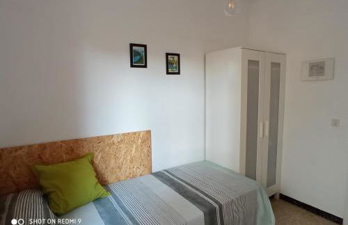 Apartament amb dues grans terrasses de 50 m2 i 16 m2 a 300 m de la platja - Foto 27