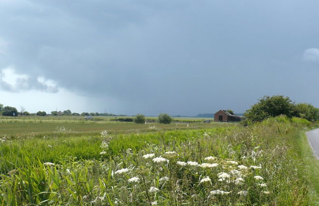 Lodge in Appledore Near Camber Sands Beach - Photo 17