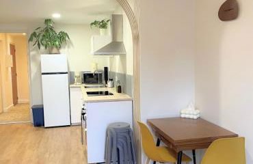 T2 cocon en hyper centre, très calme, stationnement devant l'immeuble - Foto 6