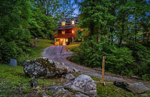 Hot Tub, Game Room and Fire Pit Canton Log Cabin - Foto 37