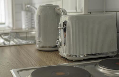 Ryland House Sleeps 8 M6 Access & Garden - Foto 32