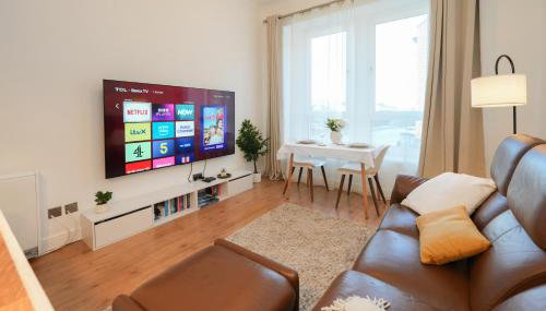 Central 1-bed flat - Walk to shops, pubs and station - Foto 2