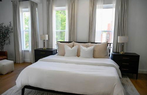 St. Louis Luxury Home 3BR/3.5BA Near Everything - Foto 36