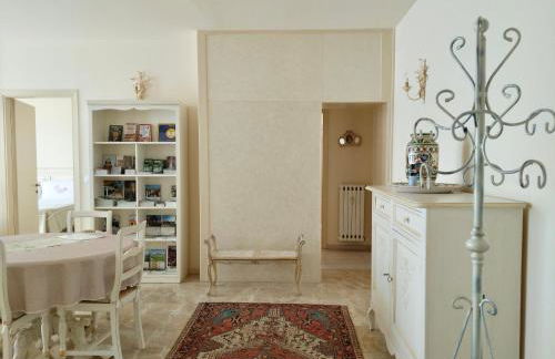 Casa Camilla City - Photo 2