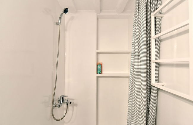 Santa Flora 3 bedroom House - Photo 34