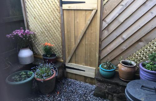 The Bees Knees @ Redhill Grange - Foto 2